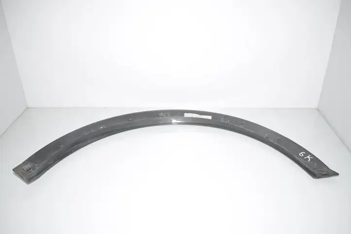 BMW i3 (2013 - ) Молдинг заднего крыла — фото 2