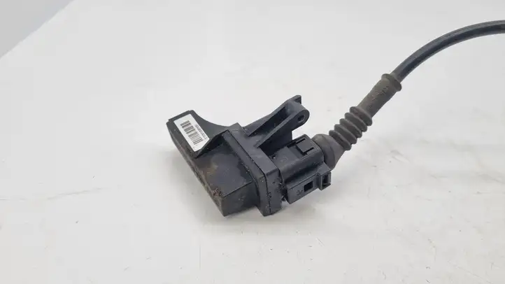 Audi A4 S4 B7 8E 8H (2004 - 2009) 4B0919145B Усилитель антенны — фото 3