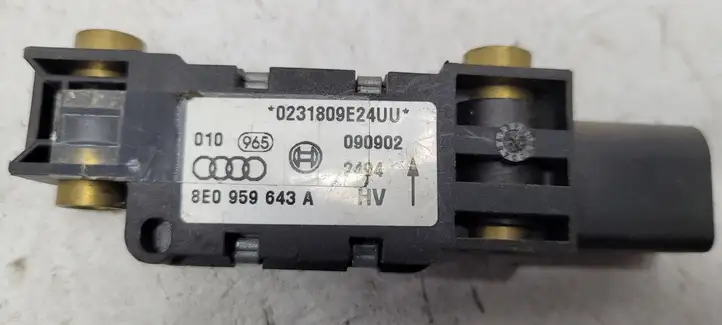 Audi A4 S4 B6 8E 8H (2000 - 2006) 8E0959643A Датчик удара SRS — фото 3