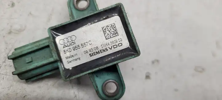 Audi A4 S4 B8 8K (2007 - 2011) 8K0955557C Датчик удара SRS — фото 3