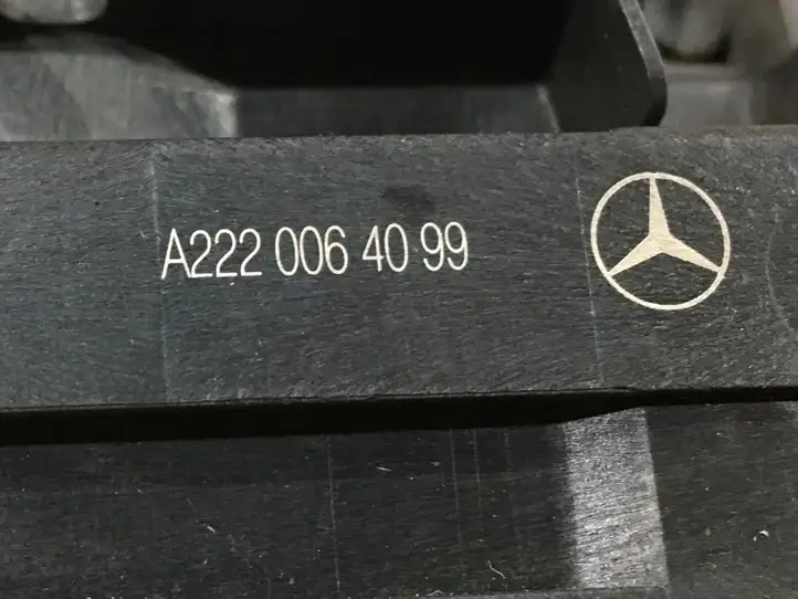Mercedes-Benz E W213 (2016 - ) A2220064099 Замок задней двери — фото 4
