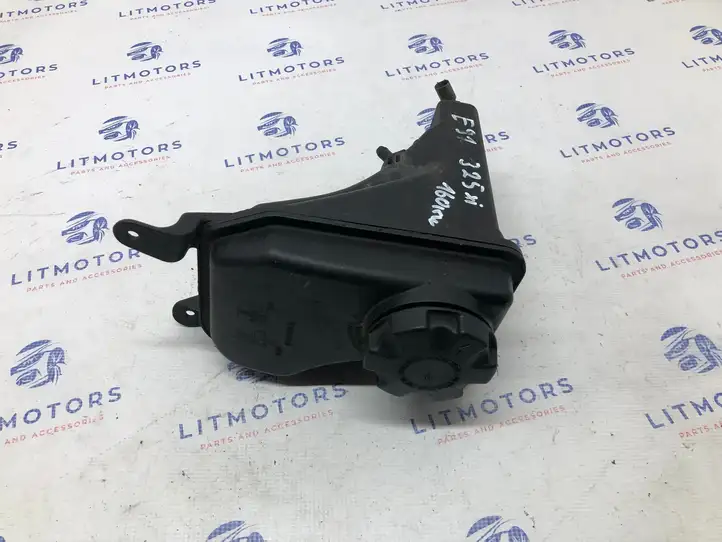 BMW 1 E81 E87 (2004 - 2011) 7543026 Расширительный бачок — фото 1