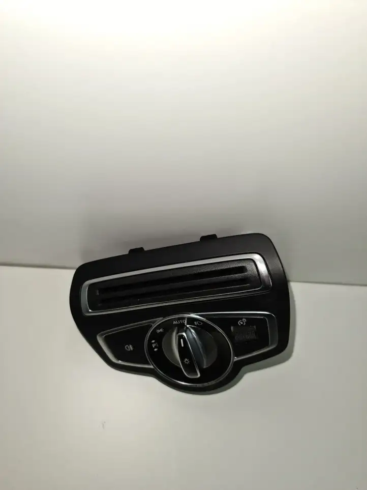 Mercedes-Benz GLC X253/C253 (2015 - ) A2055057007 Включатель фонарей — фото 2