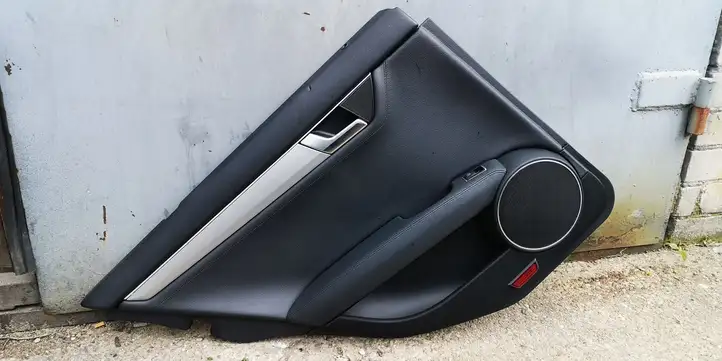 Mercedes-Benz C W204 (2007 - 2014) Обшивка задней двери — фото 1