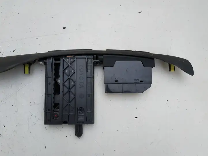 Toyota Avensis T250 (2006 - 2009) 5547505020 Прочие детали салона — фото 4