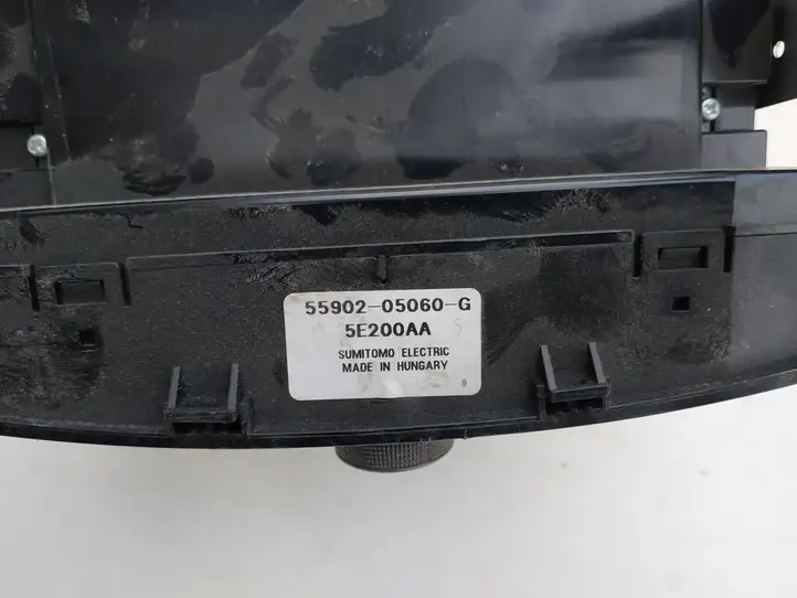 Toyota Avensis T250 (2006 - 2009) 5590205060G Магнитола / мультимедийная система — фото 2