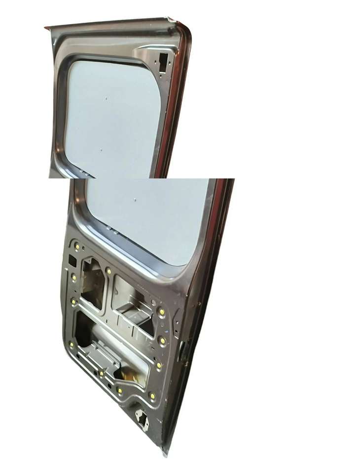 Nissan NV300 (2012 - 2020)  R065122579 Боковые раздвижные двери