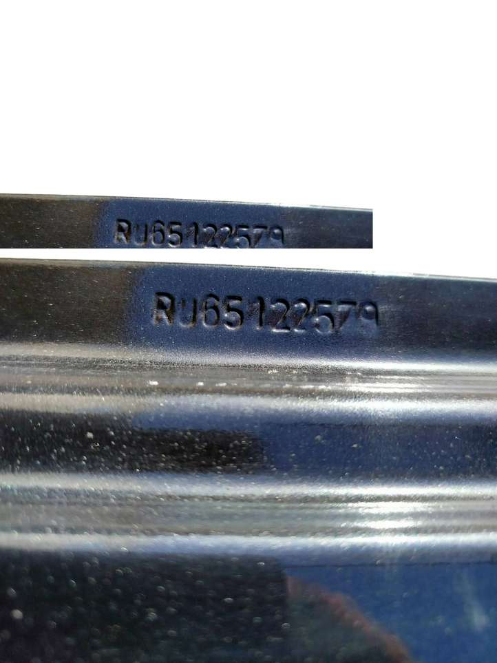 Nissan NV300 (2012 - 2020)  R065122579 Боковые раздвижные двери
