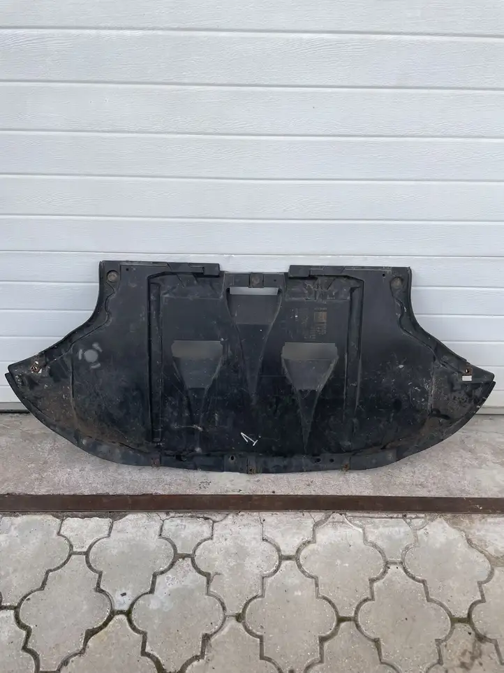 Audi A4 S4 B8 8K (2011 - 2015) 8E0863823M Защита двигателя — фото 1