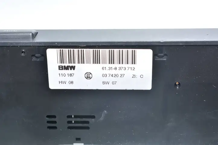 BMW 5 E39 (1996 - 2003) 8373712 Включатель обогрева — фото 2
