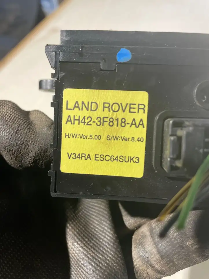 Land Rover Discovery 4 - LR4 (2009 - 2013) AH423F818AA Датчик угла поворота руля — фото 3