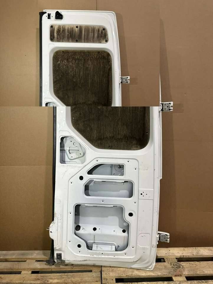 MAN TGE 1 Gen (2003 - 2020)   Боковые раздвижные двери