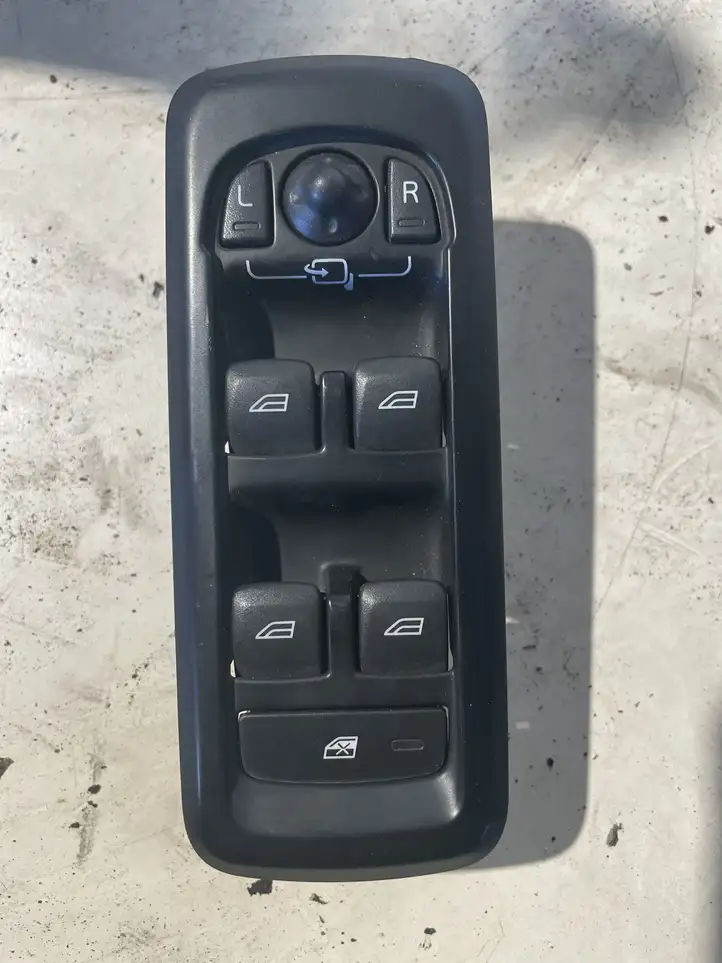 Land Rover Discovery 4 - LR4 (2009 - 2013) AH2214540AC Блок кнопок стеклоподъемников — фото 1