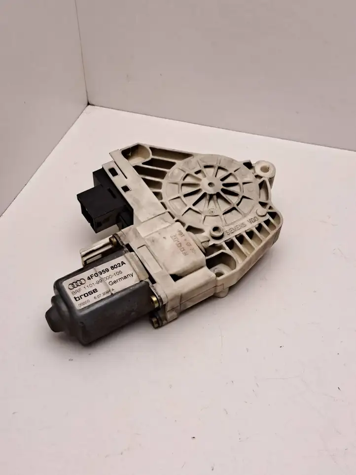 Audi A6 S6 C6 4F (2004 - 2008) 4F0959802A Стеклоподъемник задней двери — фото 1