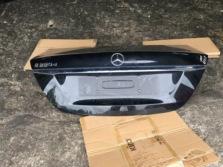 Mercedes-Benz E W213 (2016 - ) Крышка багажника — фото 1