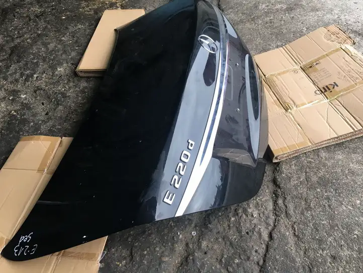 Mercedes-Benz E W213 (2016 - ) Крышка багажника — фото 3