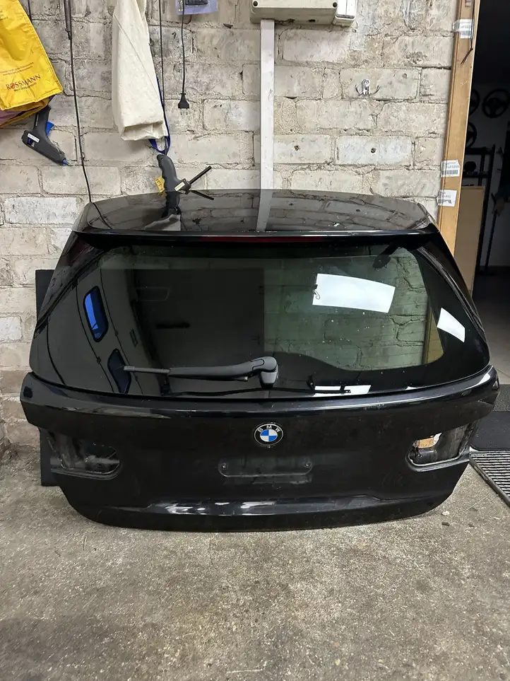 BMW 3 F30 F35 F31 (2012 - 2018) Крышка багажника — фото 1