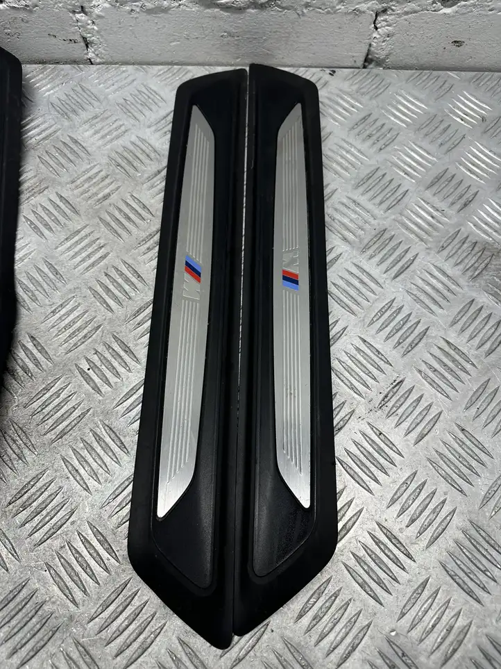 BMW 3 F30 F35 F31 (2012 - 2018) 8051037 Внутренняя обшивка порога (комплект) — фото 2
