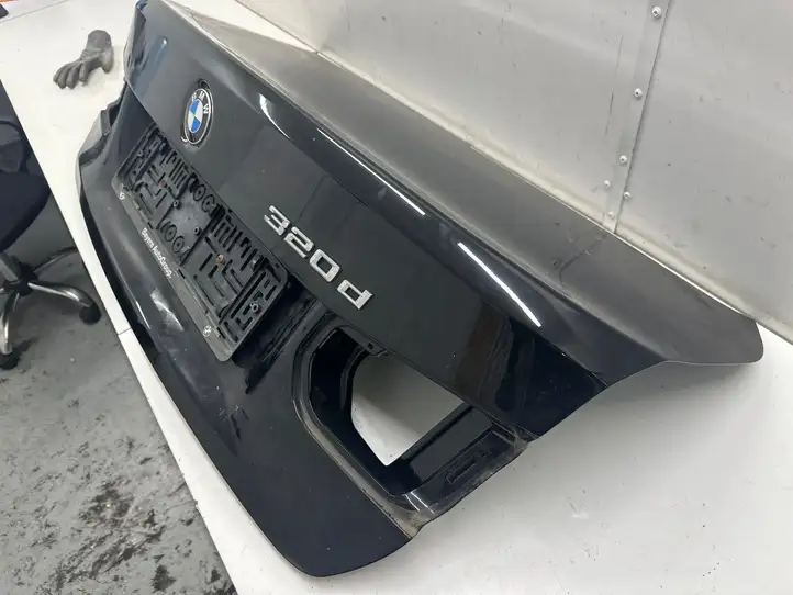 BMW 3 F30 F35 F31 (2012 - 2018) Крышка багажника — фото 3