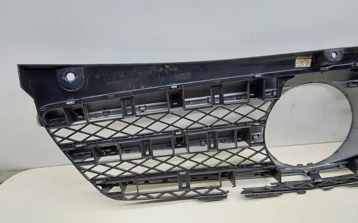 Mercedes-Benz Vito Viano W639 (2010 - 2015) A6398800083 Передняя решетка — фото 8