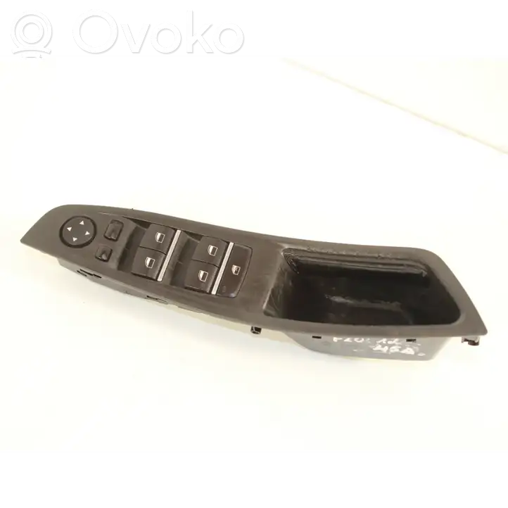 BMW 5 F10 F11 (2009 - 2016) 9241955 Блок кнопок стеклоподъемников — фото 1