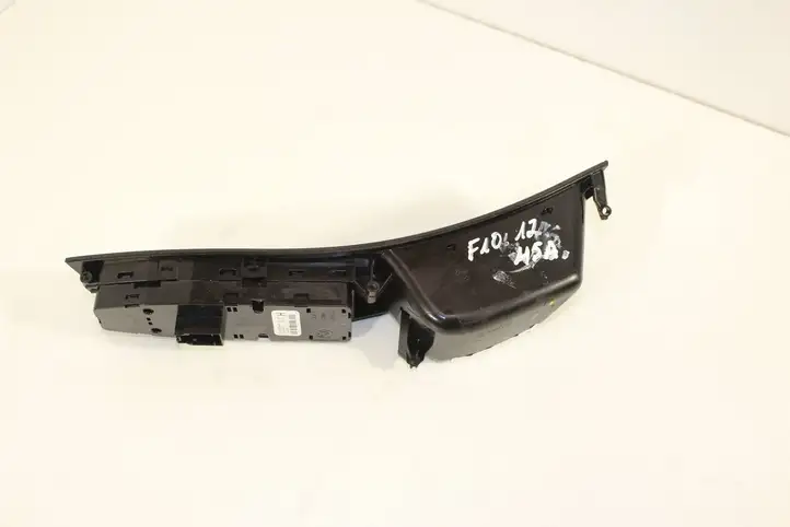 BMW 5 F10 F11 (2009 - 2016) 9241955 Блок кнопок стеклоподъемников — фото 7