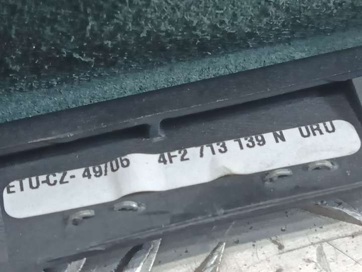 Audi A6 (2004 - 2008)  4F2713139N Отделка рычага переключения передач (кожа, головка)