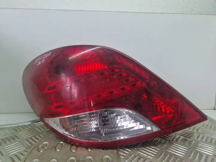Peugeot 207 (2010 - 2016) 968656608000 Задний фонарь в кузове — фото 1