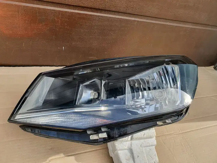 Volkswagen Caddy (2015 - 2020) 2K1941015A Передняя фара — фото 1