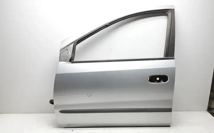 Nissan Almera (2000 - 2006) Дверь — фото 1