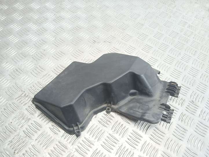 Audi A6 (2004 - 2008)  4F2937576 Крышка ящика предохранителей