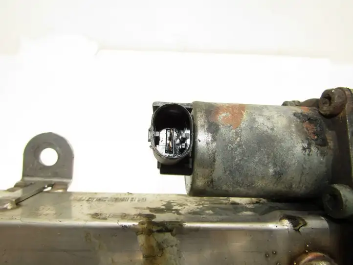 Volvo V70 (2000 - 2004) Клапан EGR — фото 2