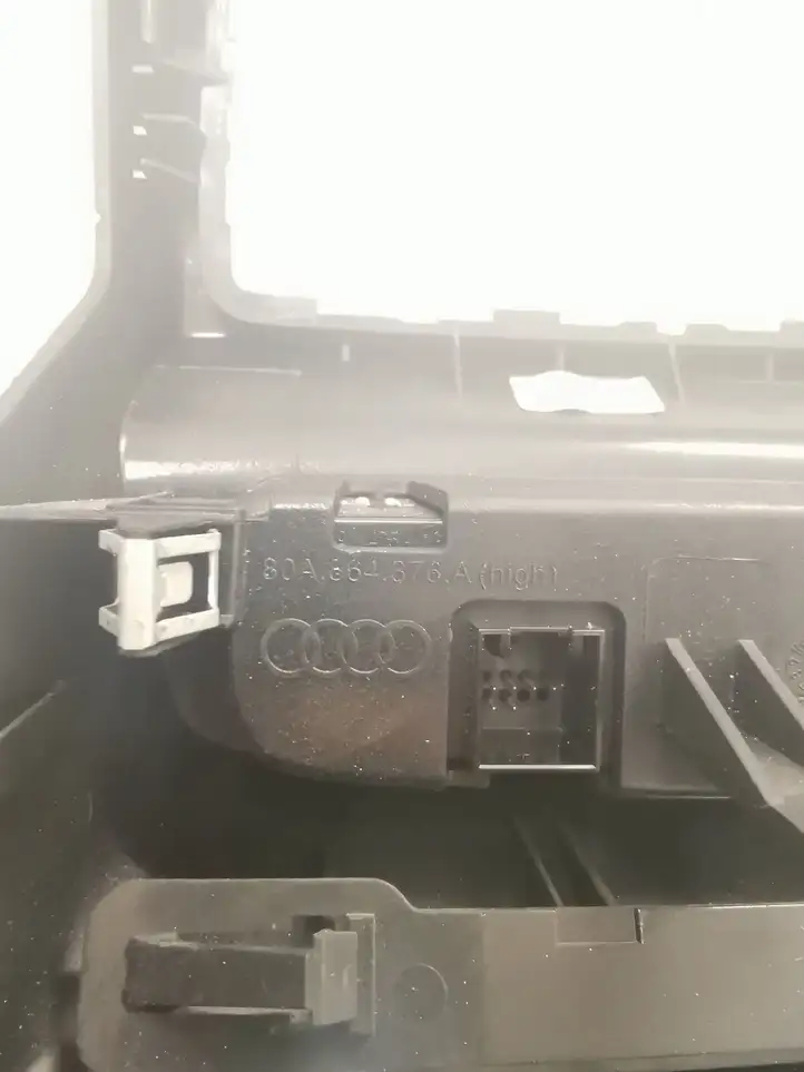 Audi Q5 SQ5 (2017 - ) 80A864376A Прочие детали салона — фото 4