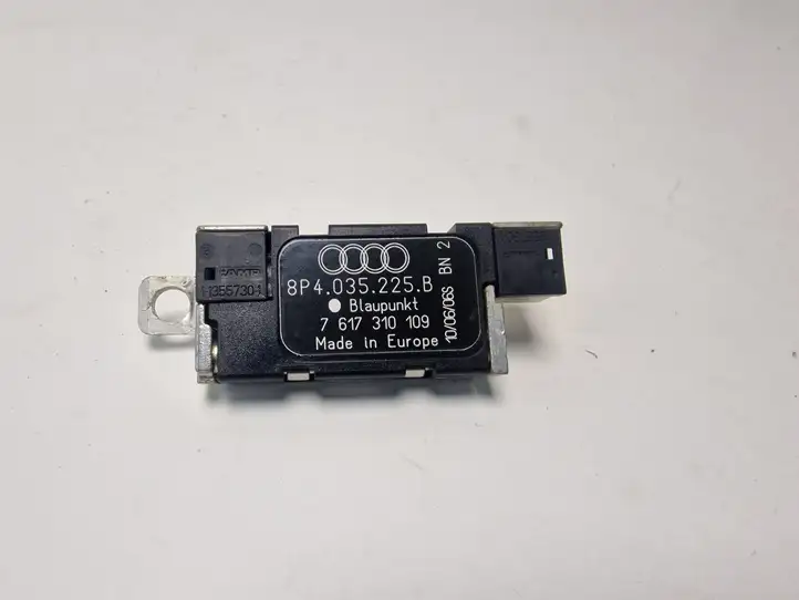 Audi A3/S3 8P (2004 - 2008) 8P4035225B Усилитель антенны — фото 1