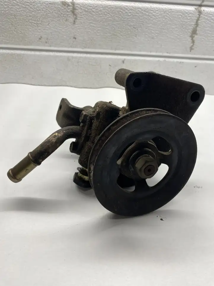 Nissan Navara D22 (1997 - 2004)  49064061 Другая деталь салона