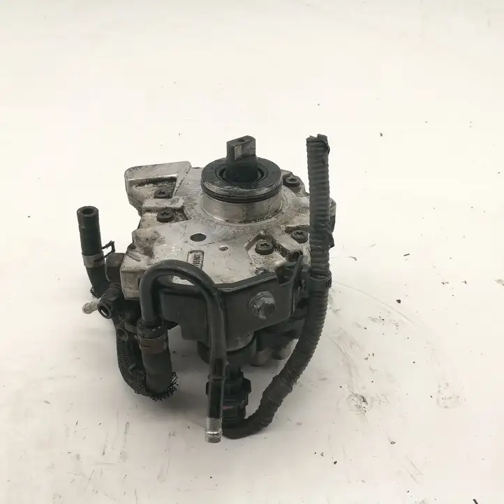 Toyota Yaris (2005 - 2009) 221000N020 Топливный насос — фото 3