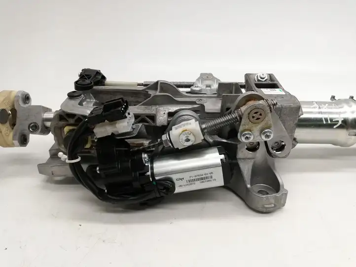 BMW 5 F10 F11 (2009 - 2016) 6788155 Вал рулевой колонки — фото 8
