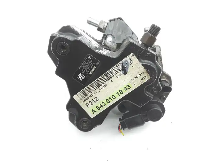 Mercedes-Benz E W212 (2009 - 2016) A6420101843 Топливный насос — фото 1