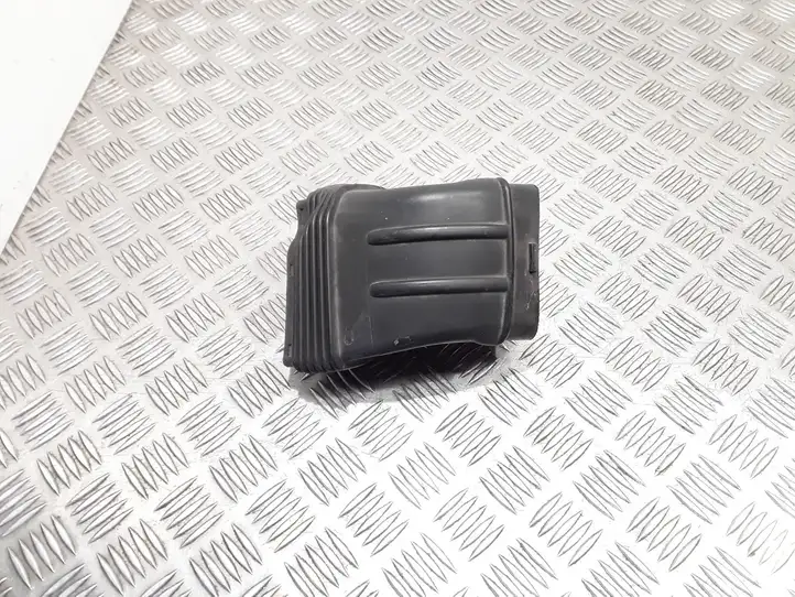 Audi A6 S6 C6 4F (2004 - 2008) 4F0129739B Детали воздухозаборника — фото 2