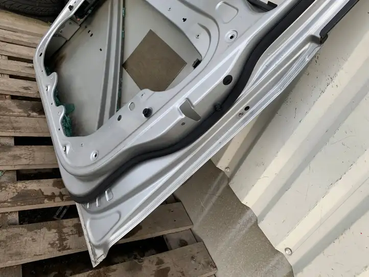 Volkswagen Touran I (2003 - 2010) LA7W Дверь — фото 2