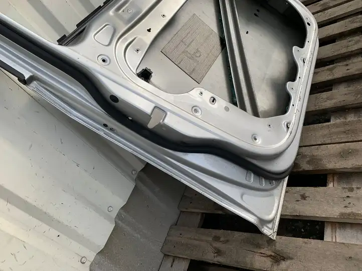 Volkswagen Touran I (2003 - 2010) LA7W Дверь — фото 3