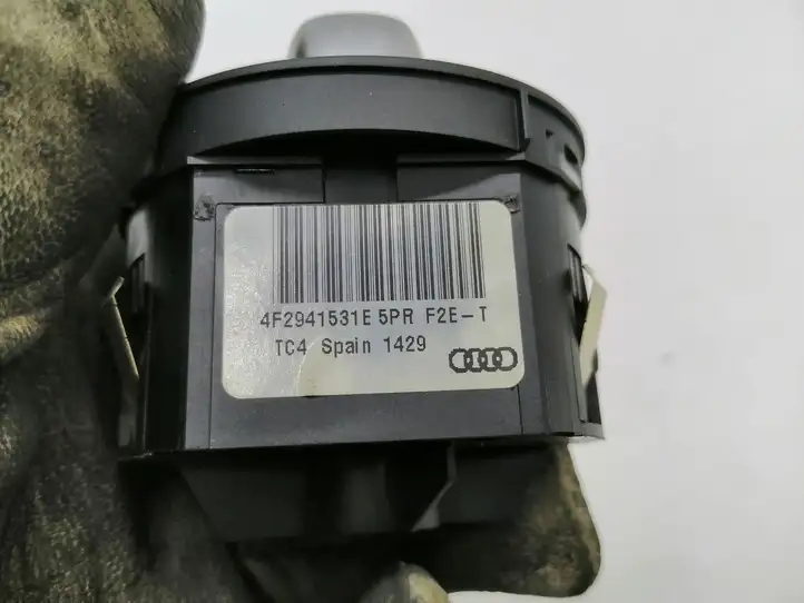 Audi Q7 4L (2005 - 2009) 4F2941531E Включатель фонарей — фото 3