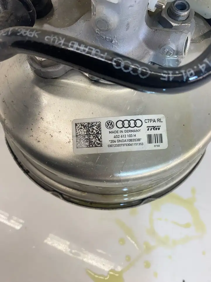 Audi A6 C7 (2014 - 2018) 4G2612103H Вакуумный усилитель тормозов — фото 4