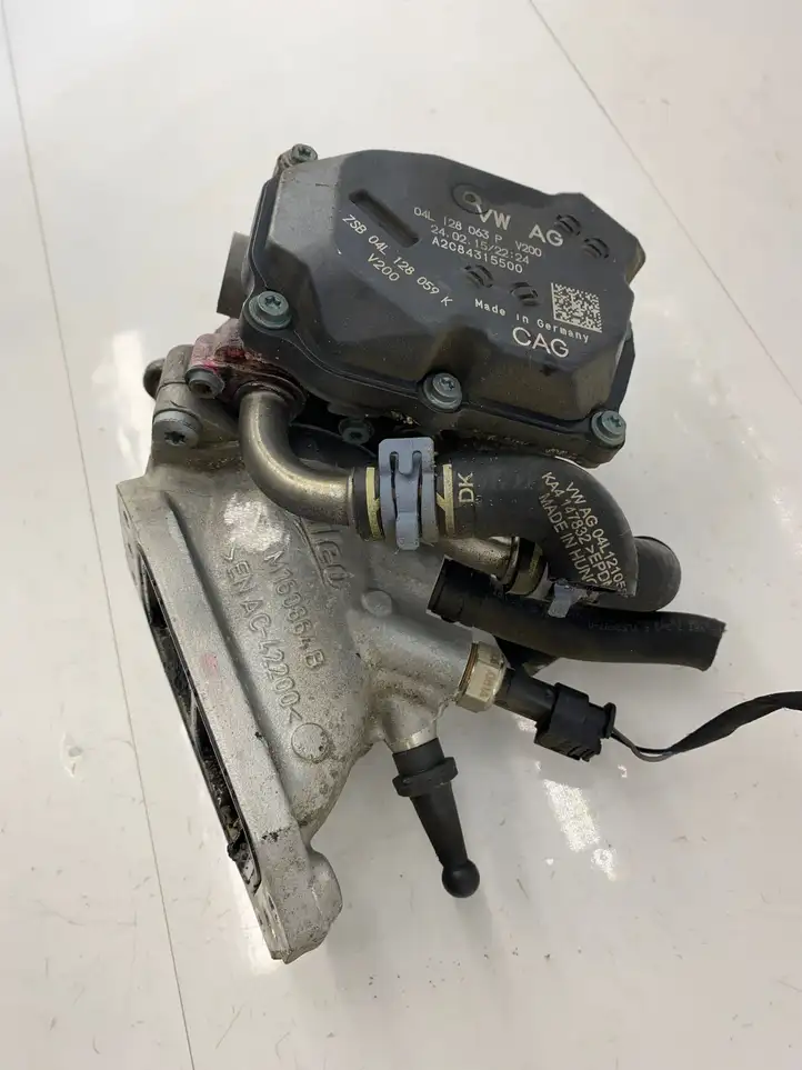 Audi A6 C7 (2014 - 2018) 04L128063P Электрозадвижка двигателя — фото 5