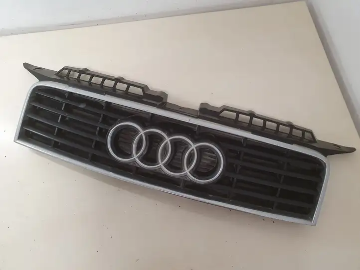 Audi A3/S3 8P (2004 - 2008) 8P3853651 Передняя решетка — фото 1