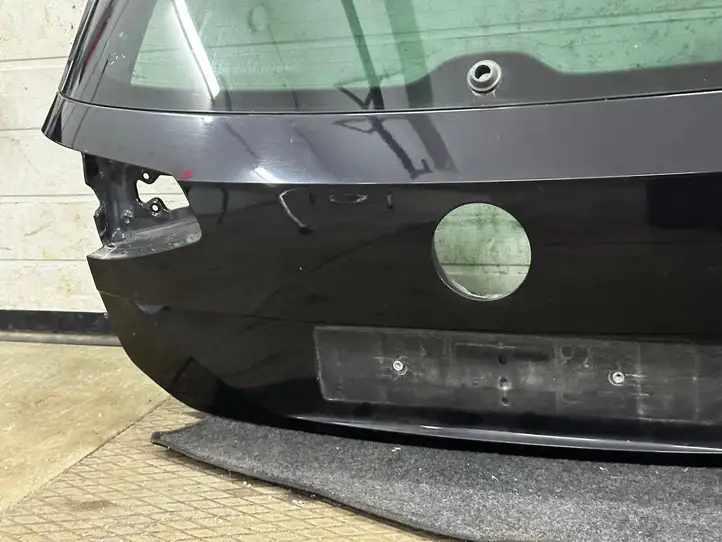 Volkswagen PASSAT B8 (2015 - ) LC9X Крышка багажника — фото 6
