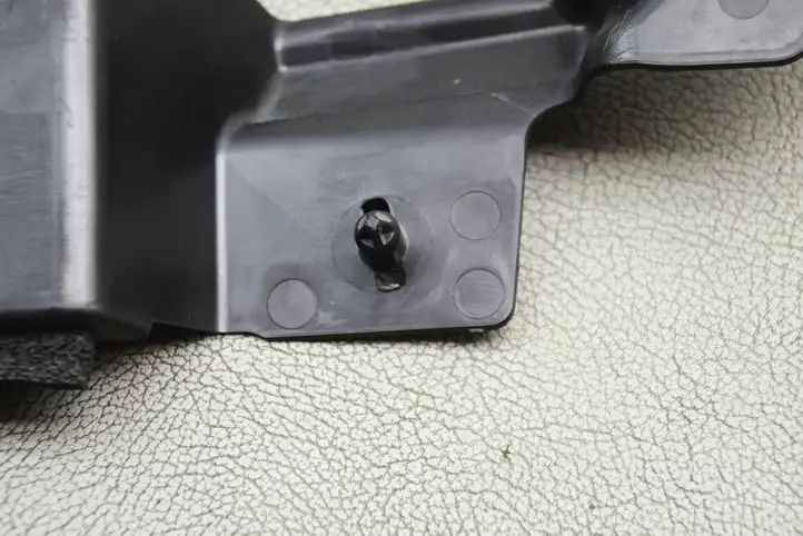Toyota Prius (XW30) (2009 - 2015) 5382647010 Накладка крыла — фото 6
