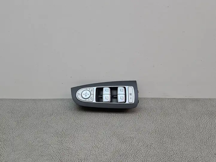Mercedes-Benz C W205 (2014 - 2021) A2229056800 Блок кнопок стеклоподъемников — фото 1