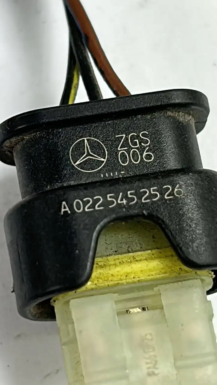 Mercedes-Benz C W205 (2014 - 2021) A0225452526 Прочая электропроводка — фото 4
