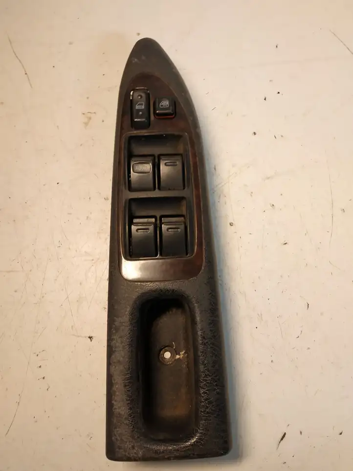 Toyota Avensis T220 (2000 - 2003) 7423205090 Блок кнопок стеклоподъемников — фото 1